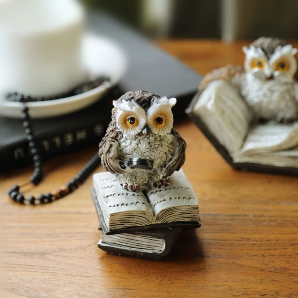 Amazon.co.jp: フクロウの彫像の装飾、フクロウの読書本の置物かわいい